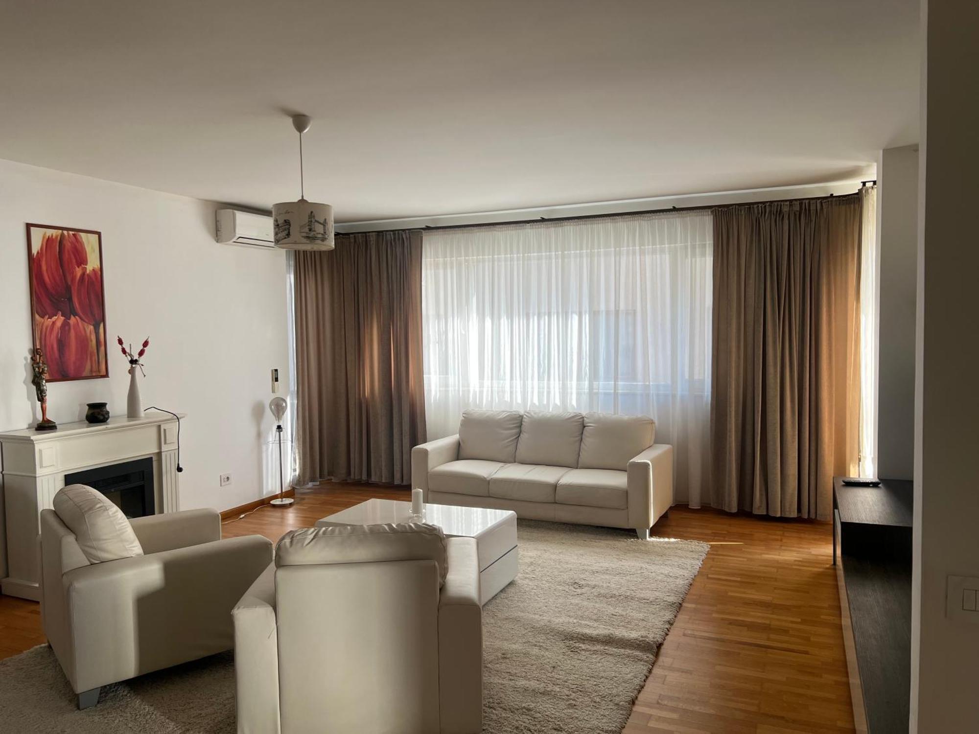 Debussy Apartament *